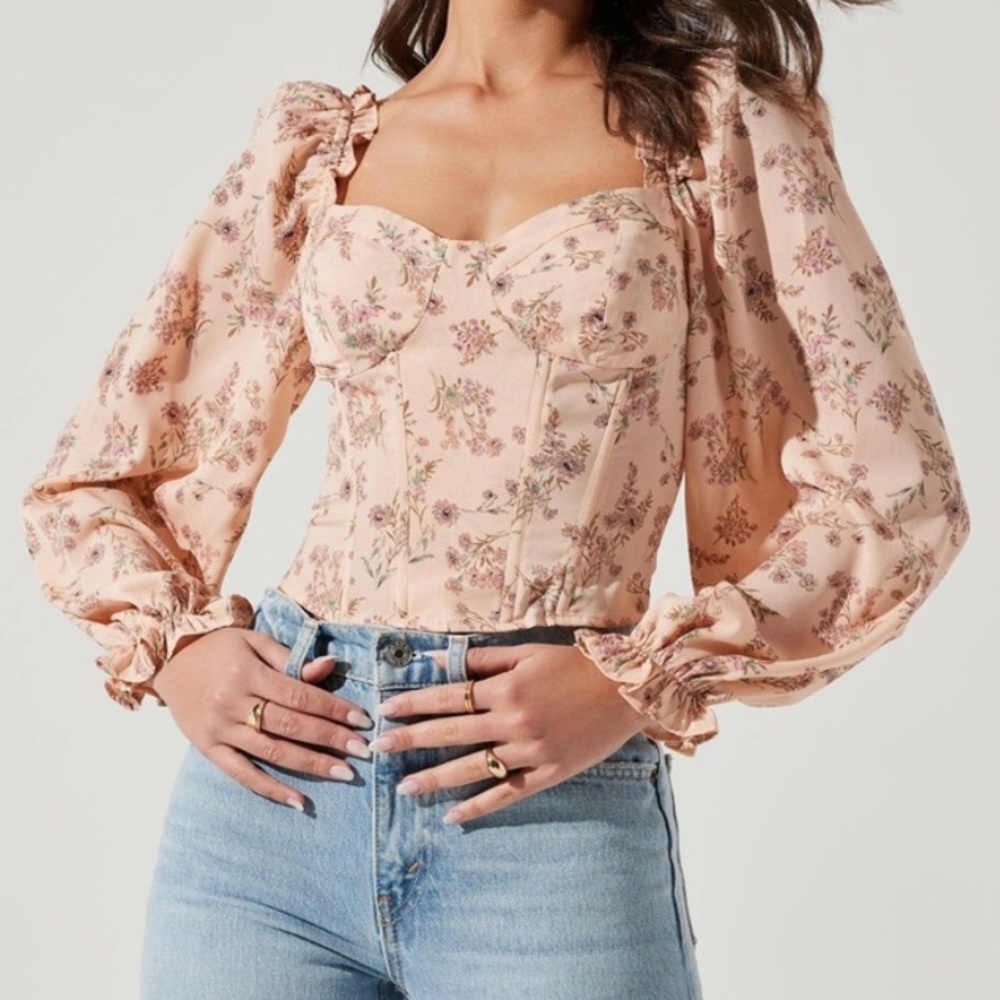 ASTR the Label Floral Print Long Sleeve Crop
Corset Top